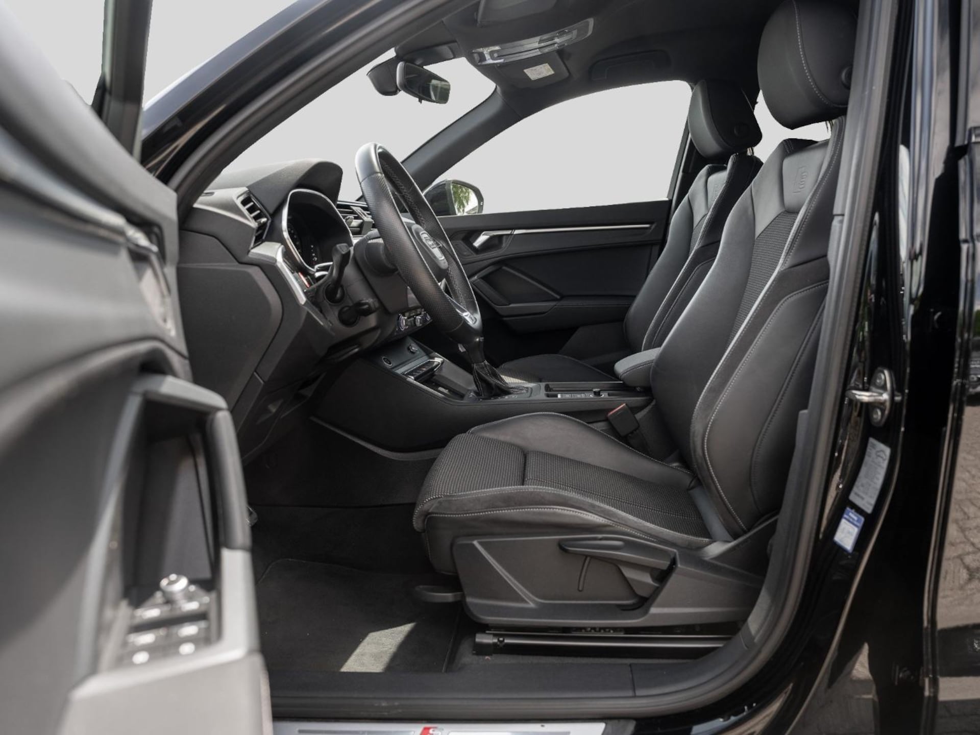 Audi Q3 SUV S line
