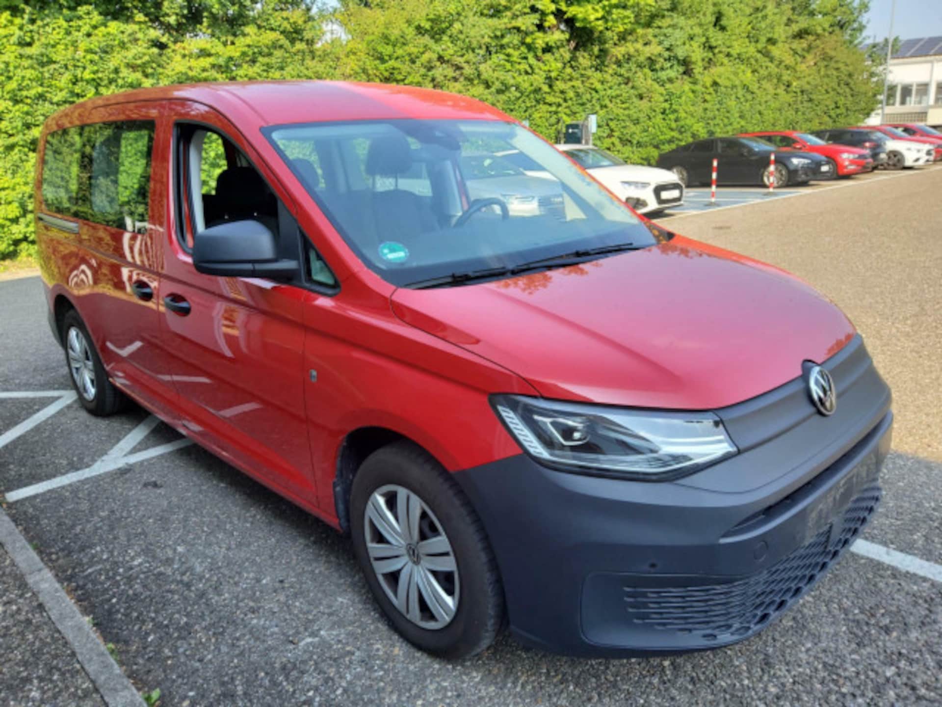 Volkswagen Caddy Maxi Basis-Modell