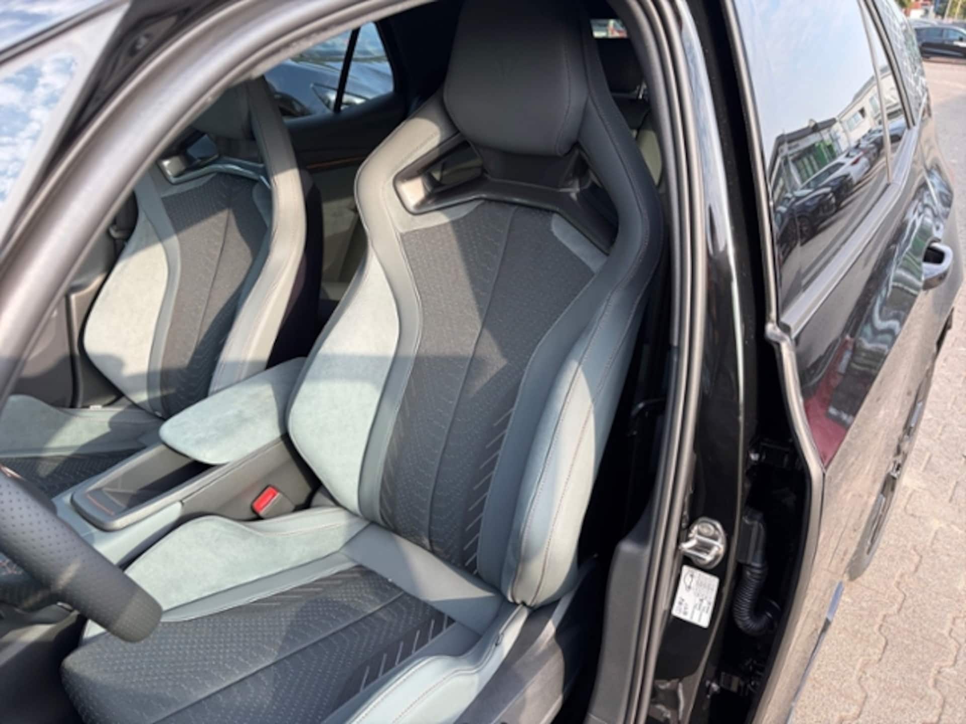 CUPRA Born VZ