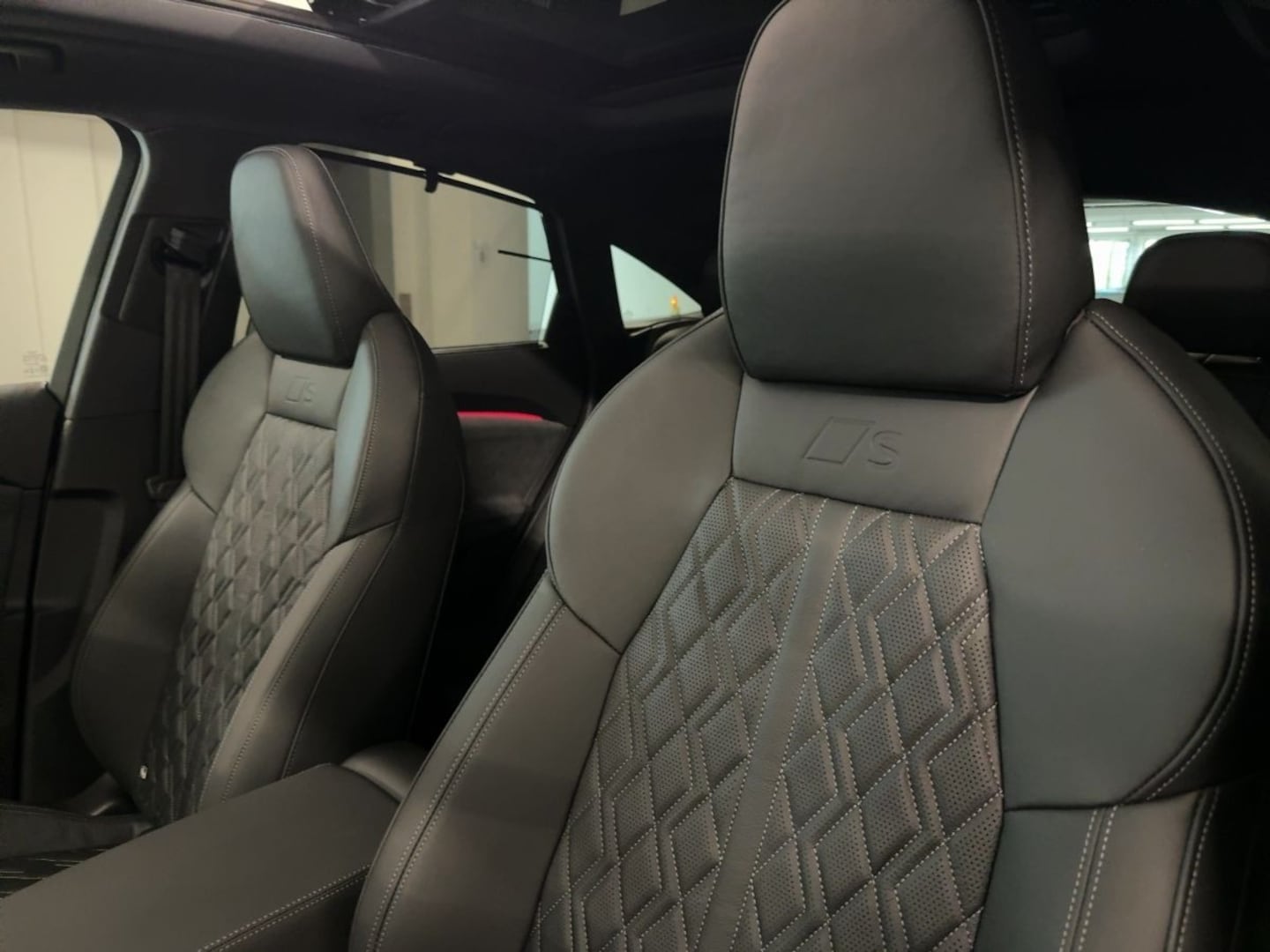 Bild über Audi Q5 Sportback e-hybrid e-hybrid quattro 270 kW S tronic - für weitere Informationen kontaktieren Sie den Audi Partner
