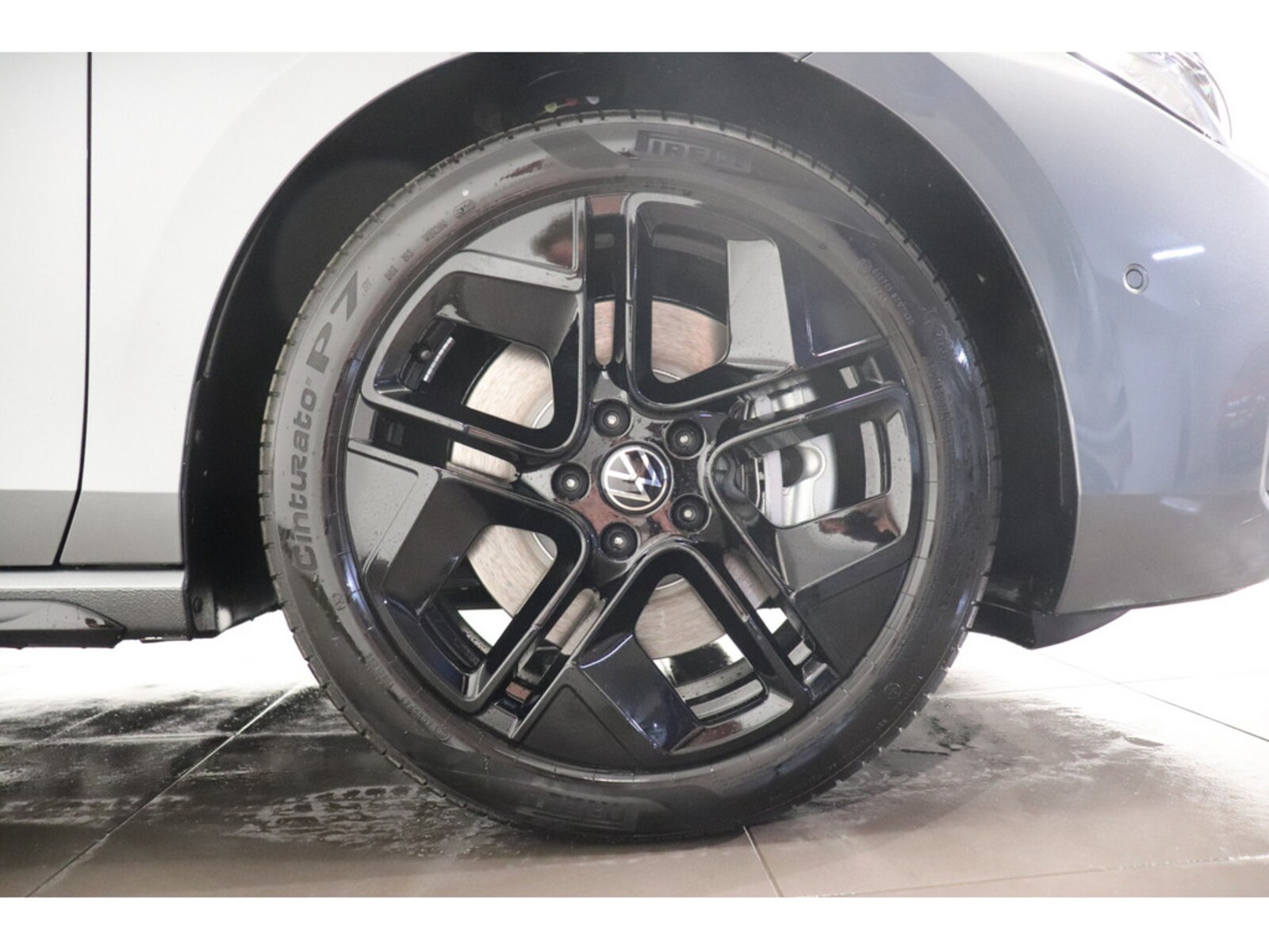 Volkswagen Passat – Bild 8