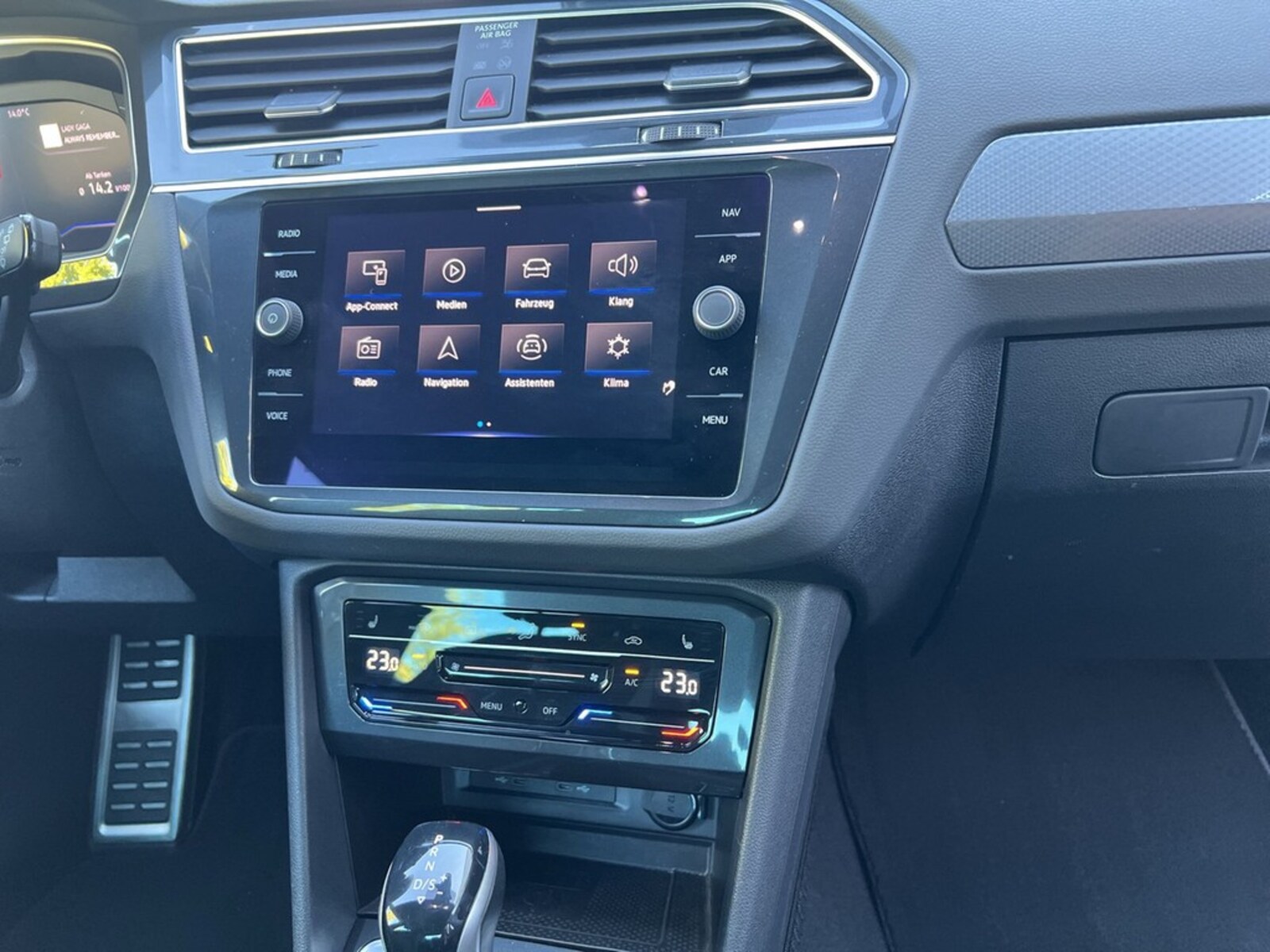 Volkswagen Tiguan – Bild 12