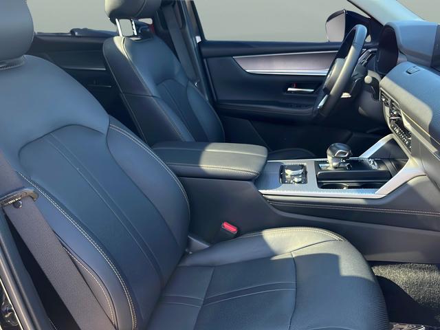 2025 Mazda CX-70 Premium Package - Photo 20