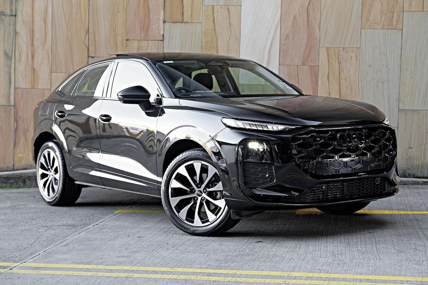 Image about Audi Q3 Sportback TFSI 110 kW