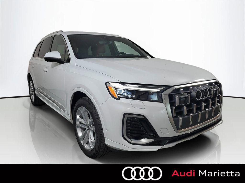 2025 Audi Q7 45 Premium quattro Tiptronic's photo