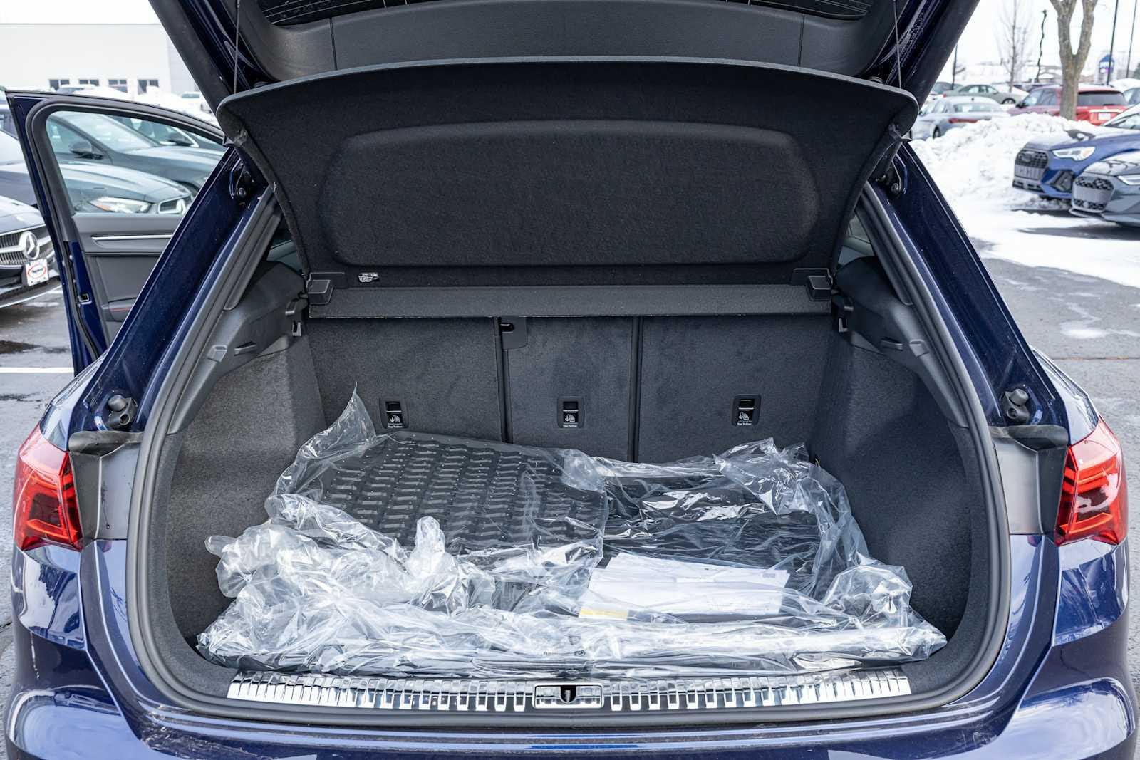 2025 Audi Q3 S Line Premium Plus - Photo 24