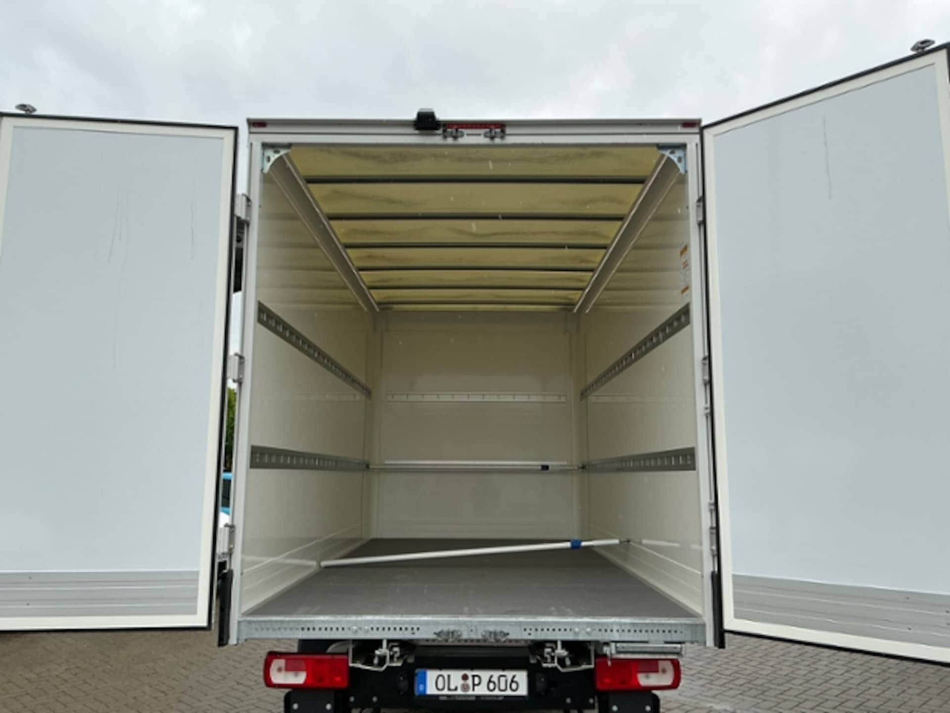 Volkswagen Crafter Einzelkabine langer Radstand