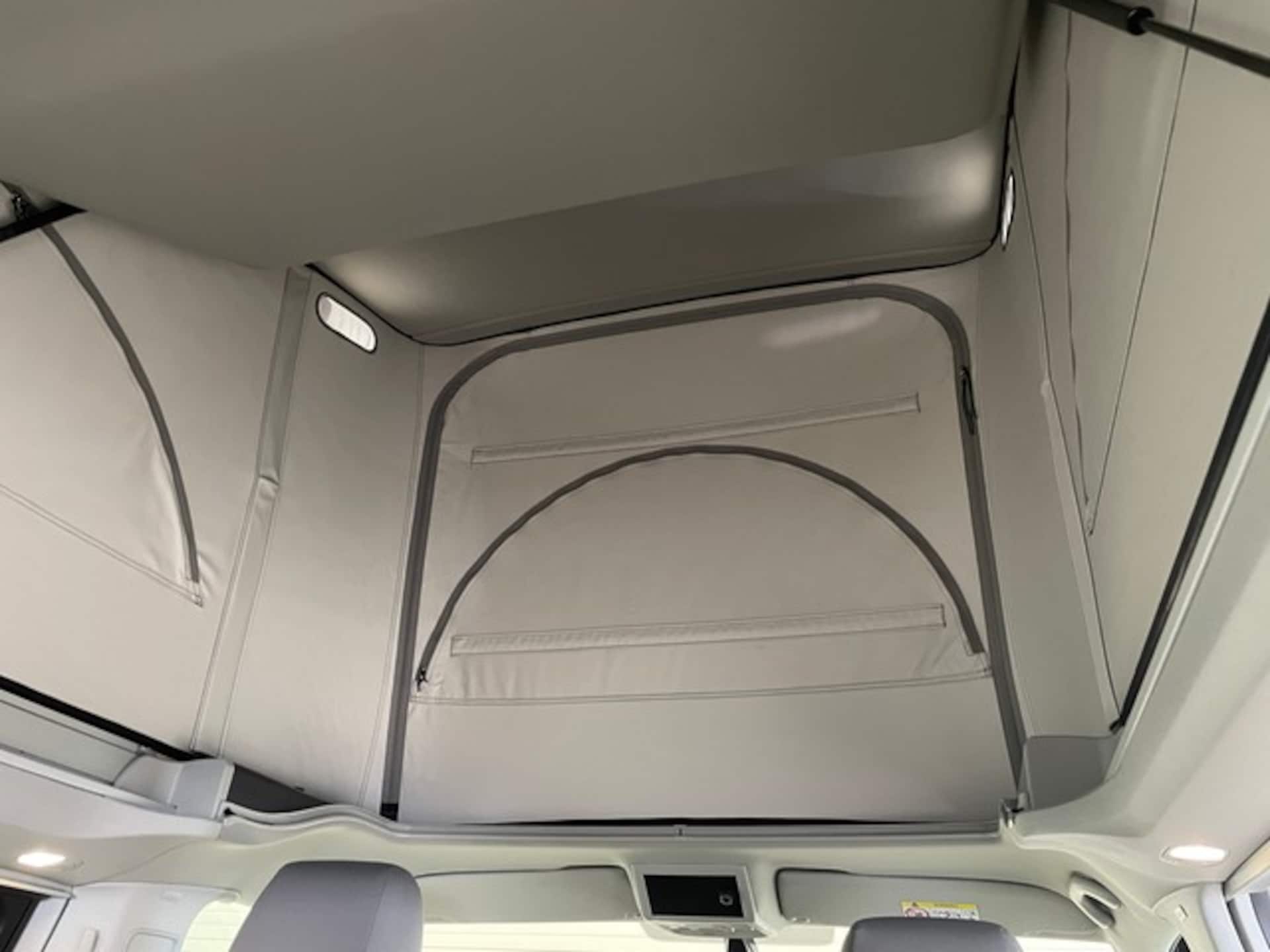 Volkswagen T6.1 California Beach
