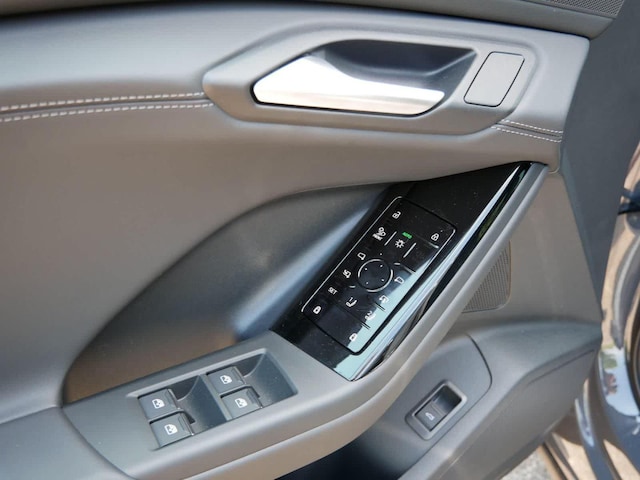 2027 Audi Q6 Sportback e-tron Premium Plus - Photo 15