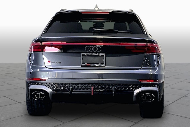 2026 Audi RS Q8 SUV performance