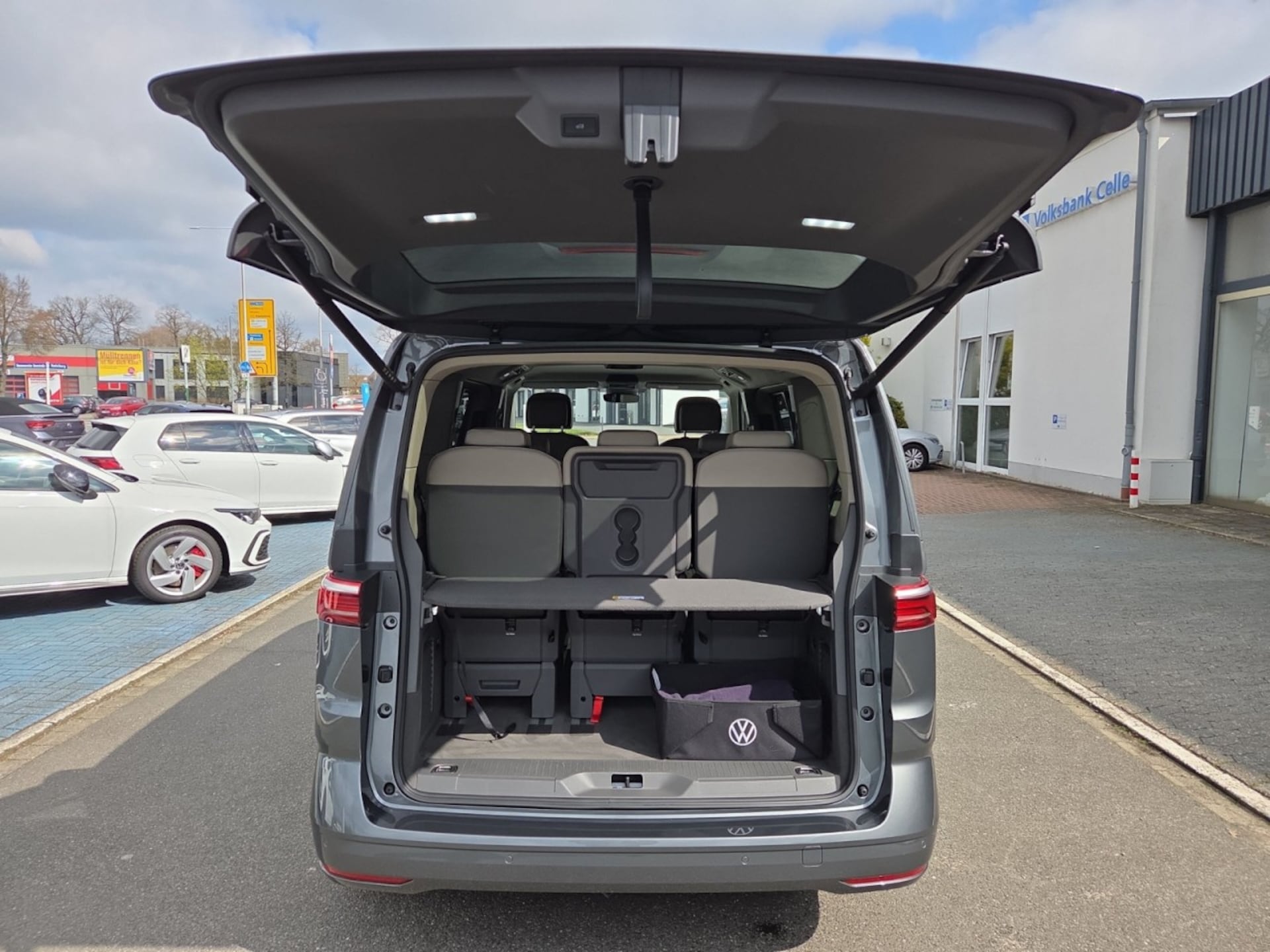 Volkswagen Multivan Life