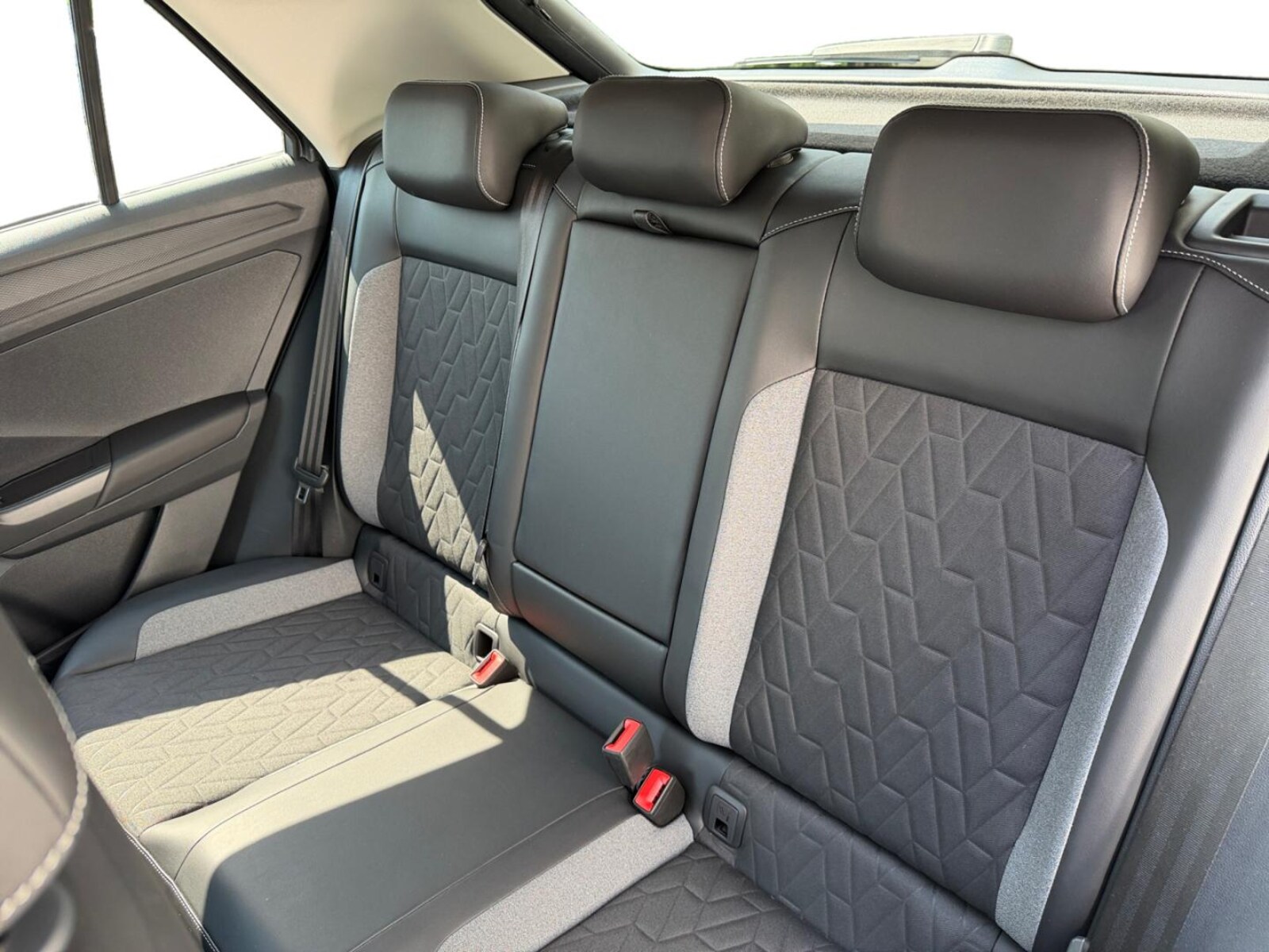 Volkswagen T-Roc – Bild 12