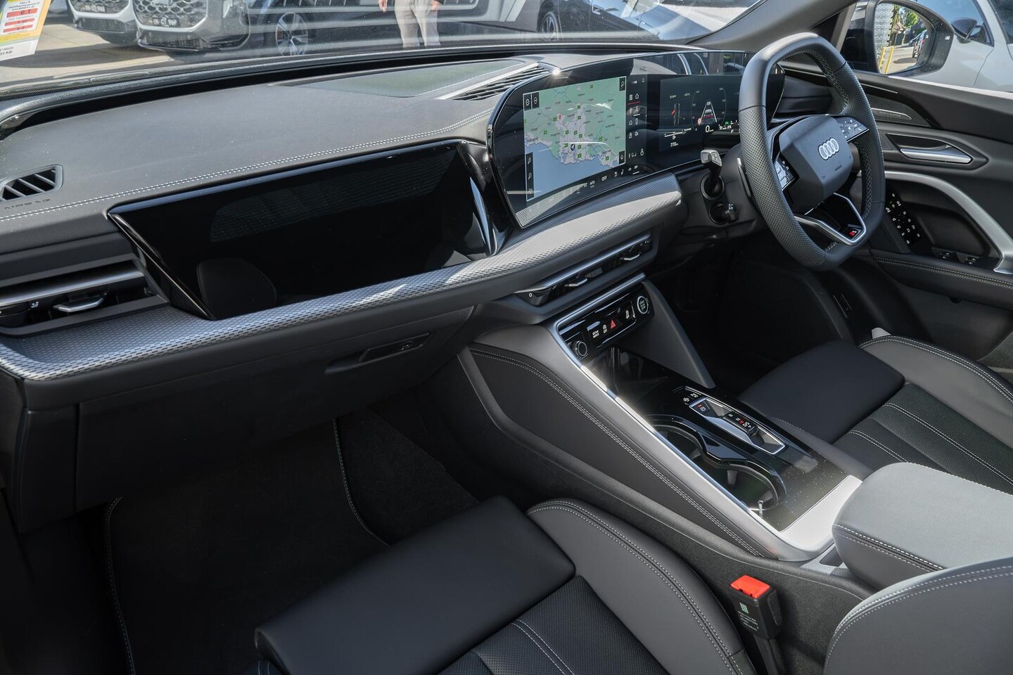 Image about Audi Q5 Sportback TFSI quattro 200 kW sport
