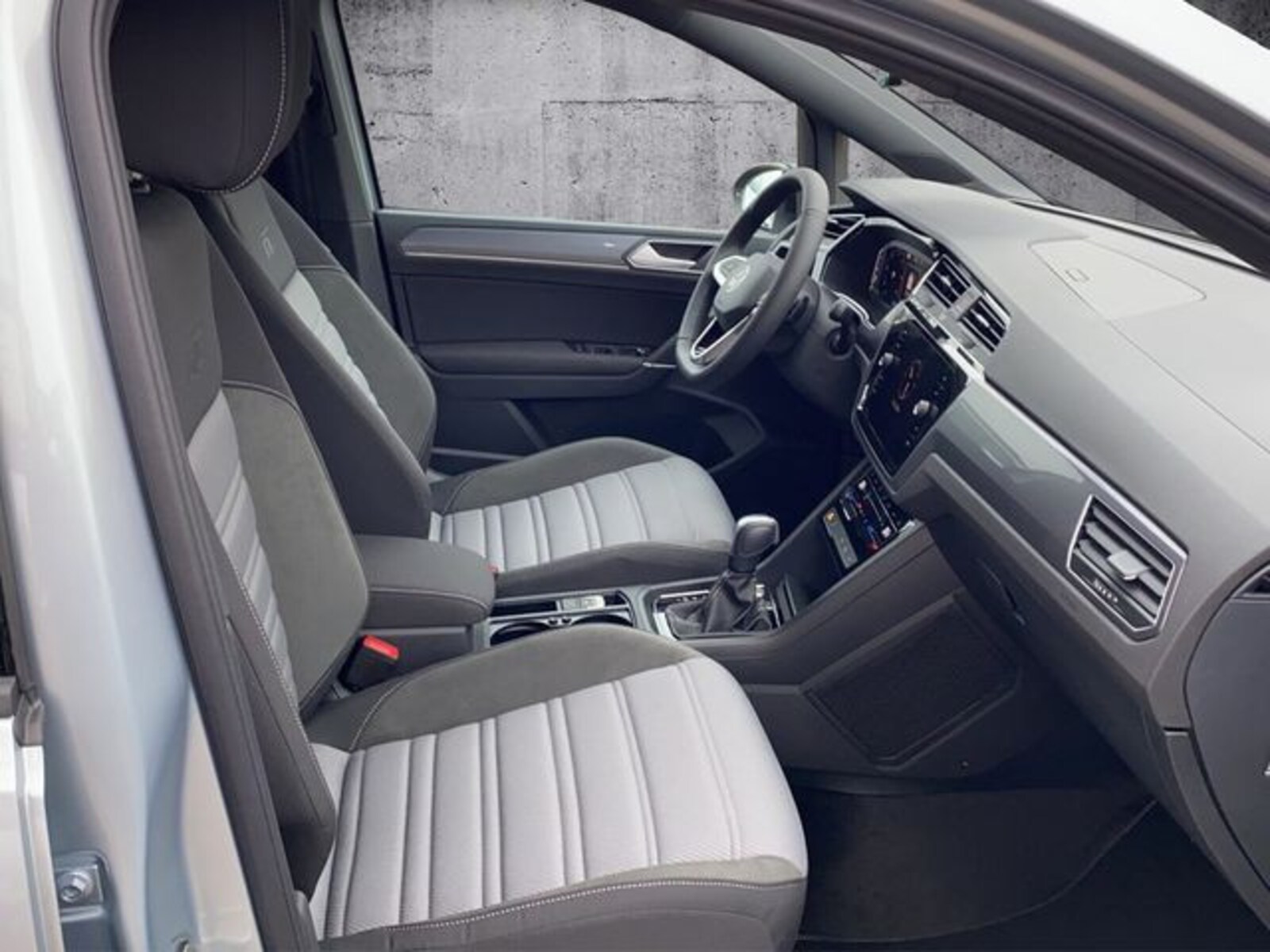 Volkswagen Touran – Bild 10