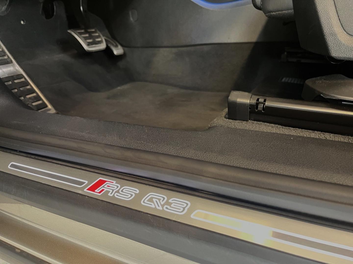 Image about Audi RS Q3 TFSI quattro S tronic