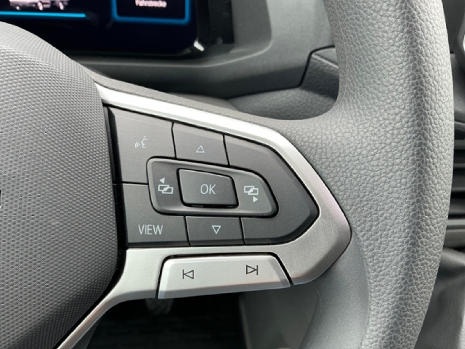 Volkswagen Crafter Einzelkabine langer Radstand – Bild 9