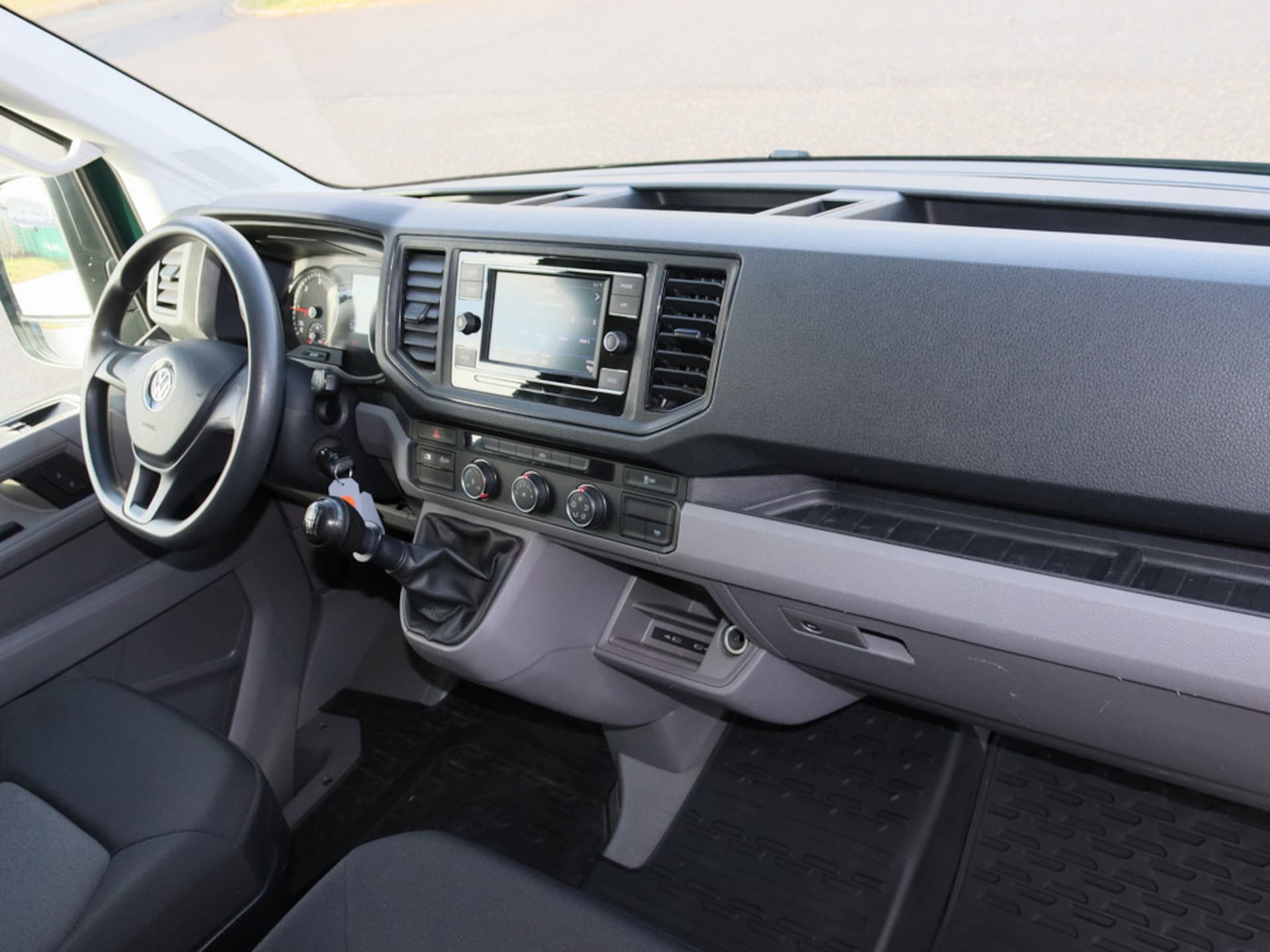 Volkswagen Crafter Kasten mittlerer Radstand