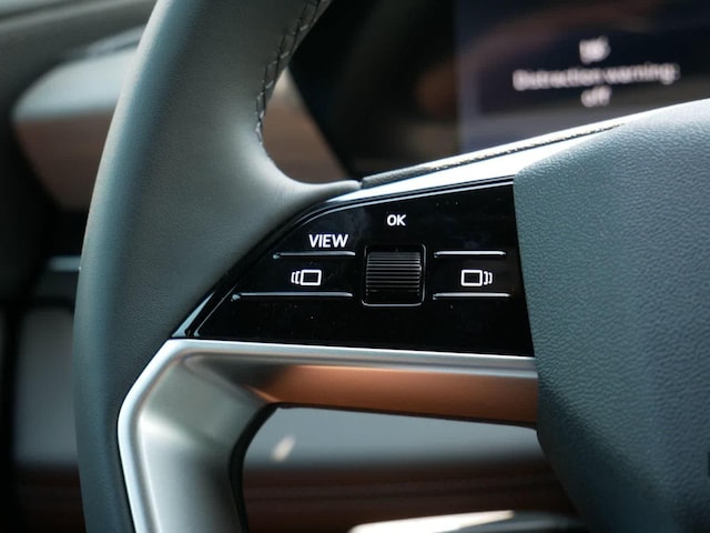 2027 Audi Q6 Sportback e-tron Premium Plus - Photo 18