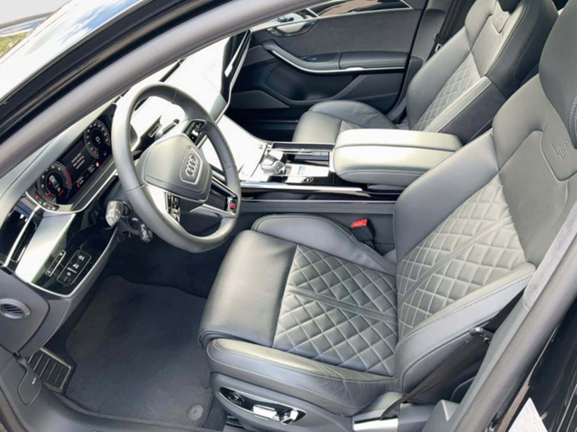 Audi A8 Lang