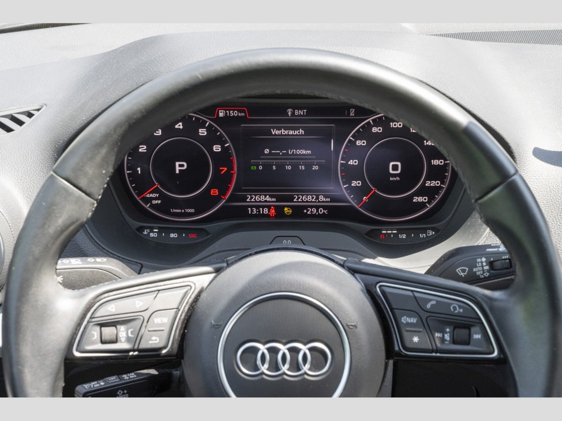 Audi Q2 S line