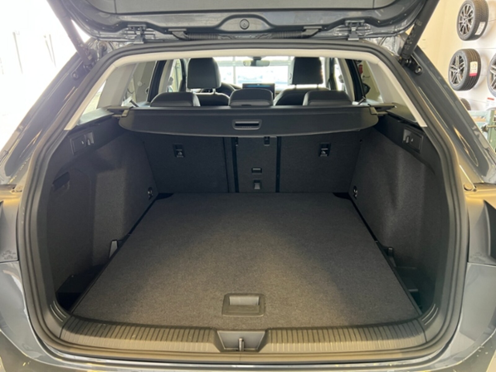Volkswagen Golf Variant – Bild 6