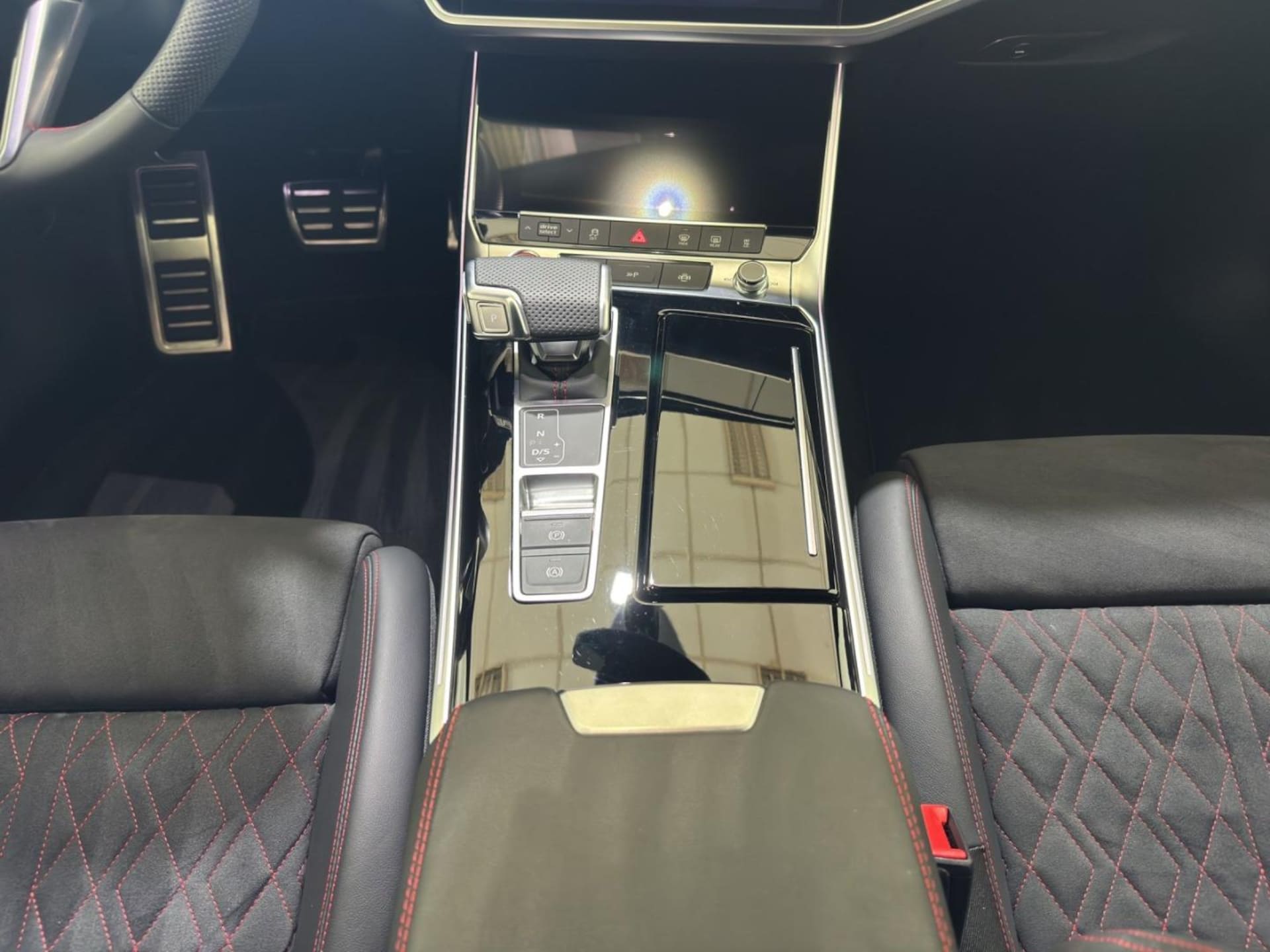 Audi S6 Avant