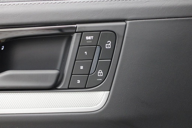 2025 Porsche Cayenne Coup S - Photo 25