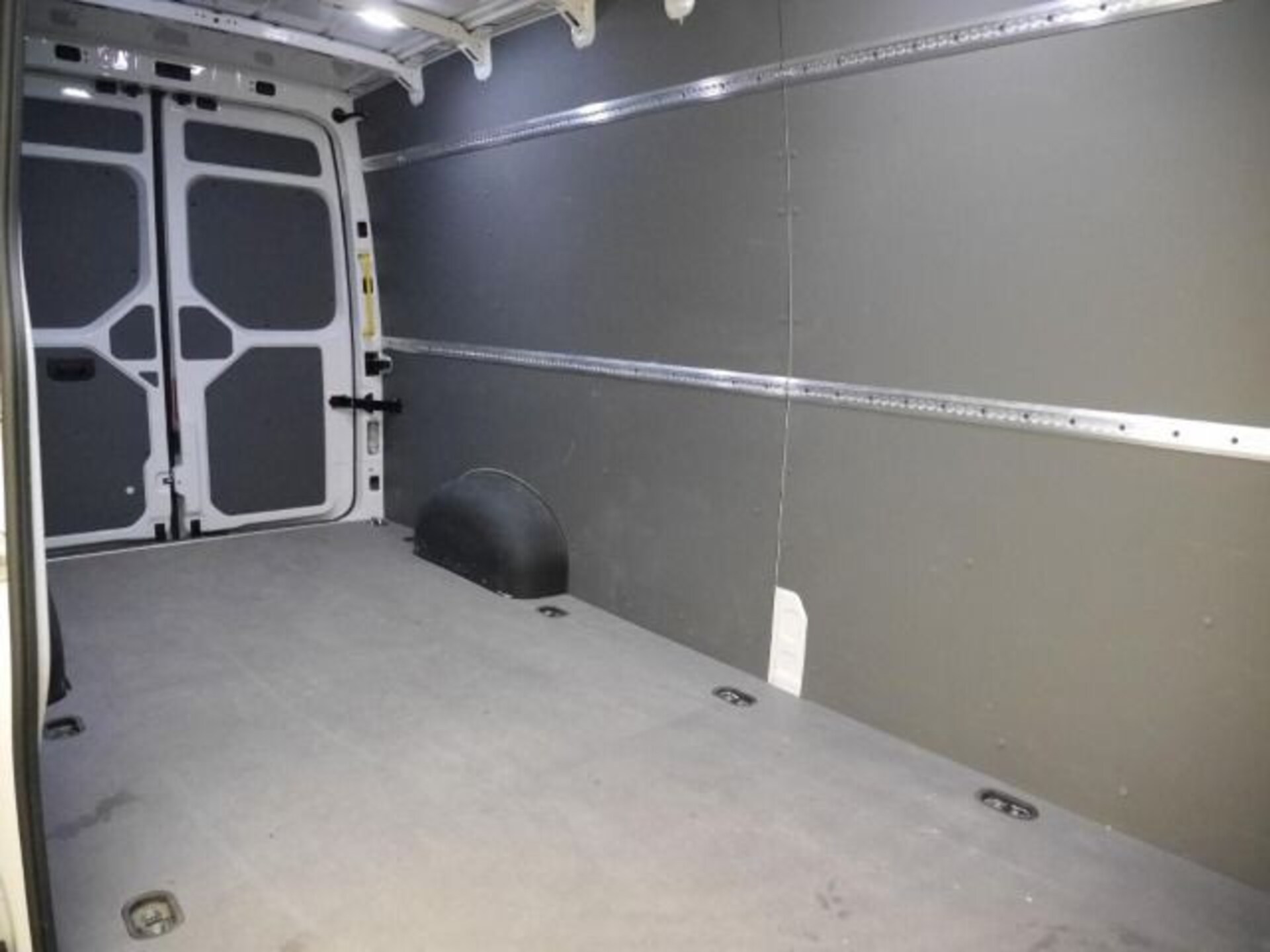 Volkswagen Crafter Kasten langer Radstand
