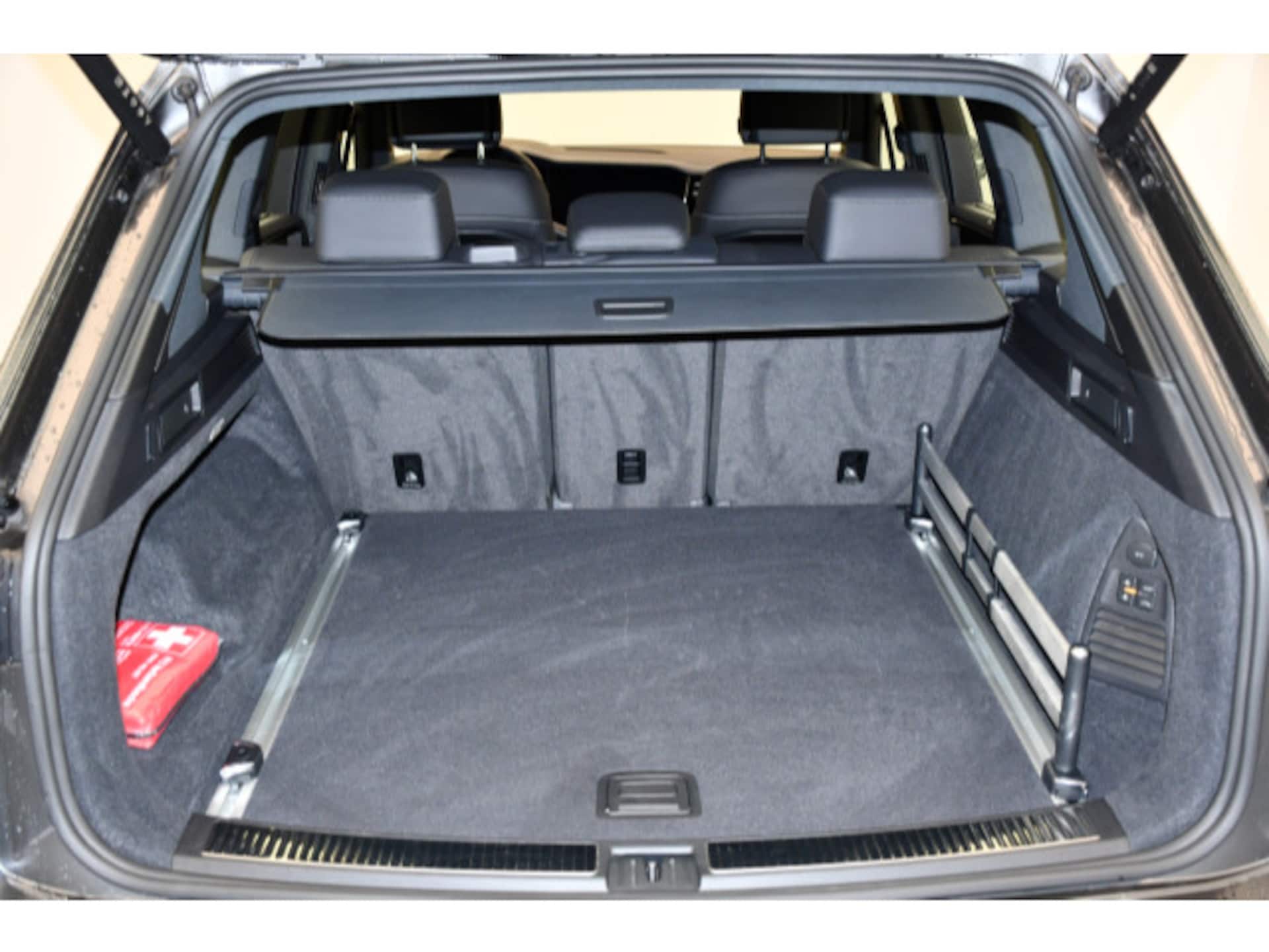 Volkswagen Touareg Elegance