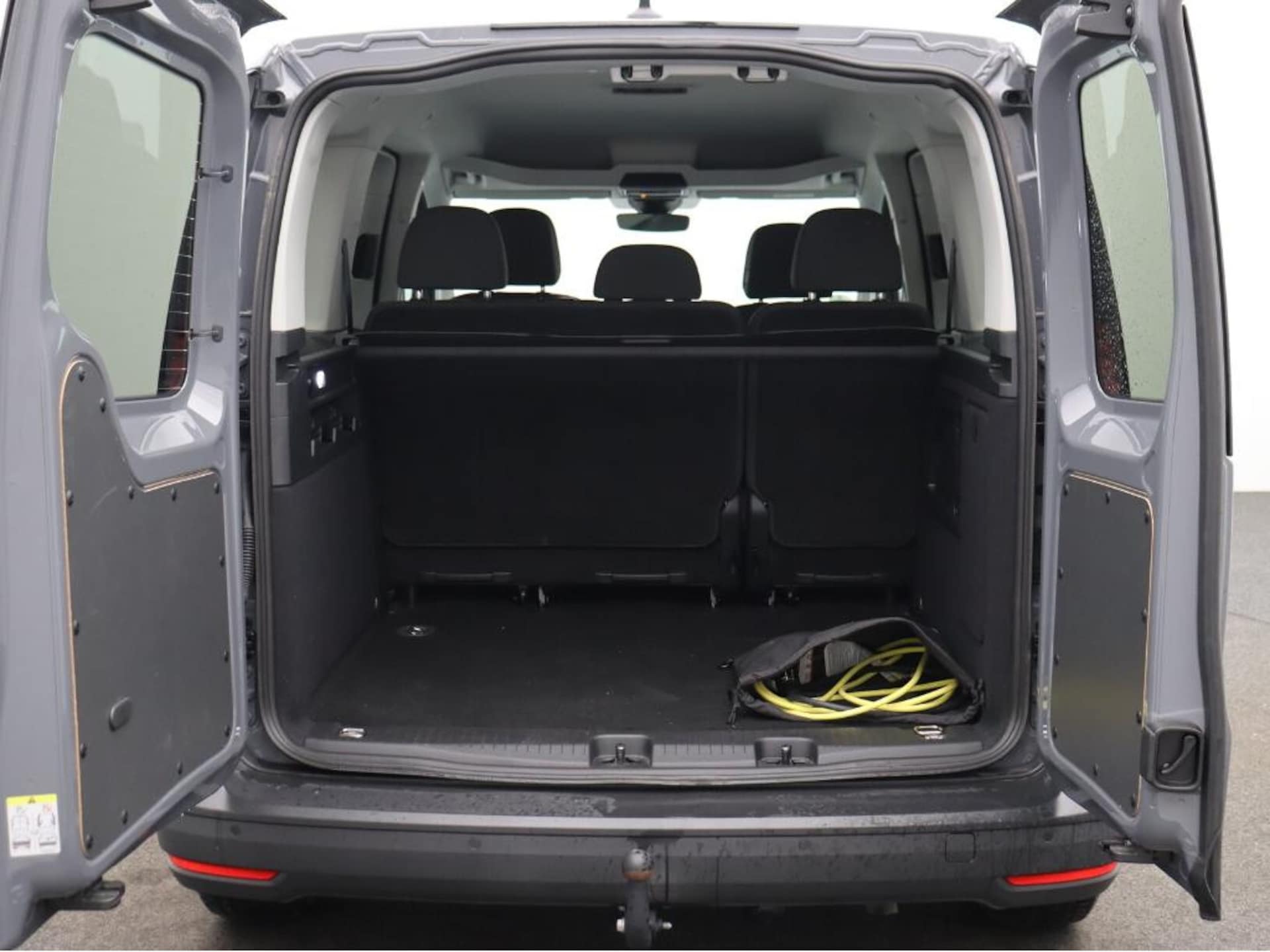 Volkswagen Caddy Basis-Modell