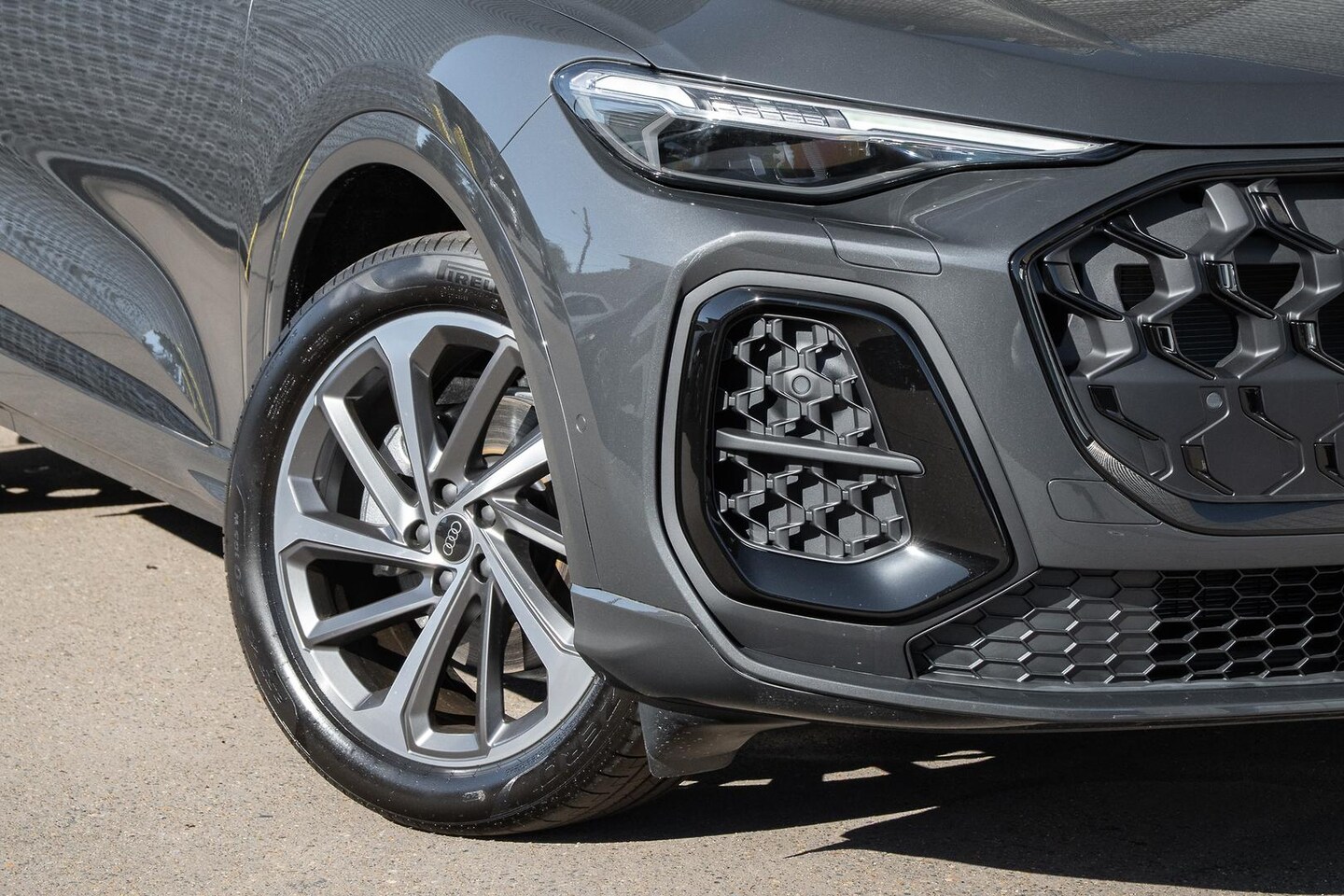 Image about Audi Q5 Sportback TFSI quattro 200 kW sport