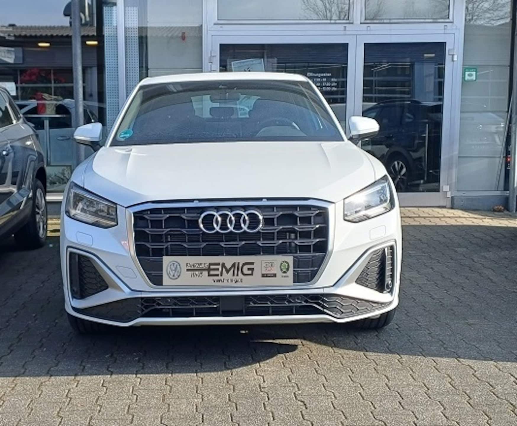 Audi Q2 S line