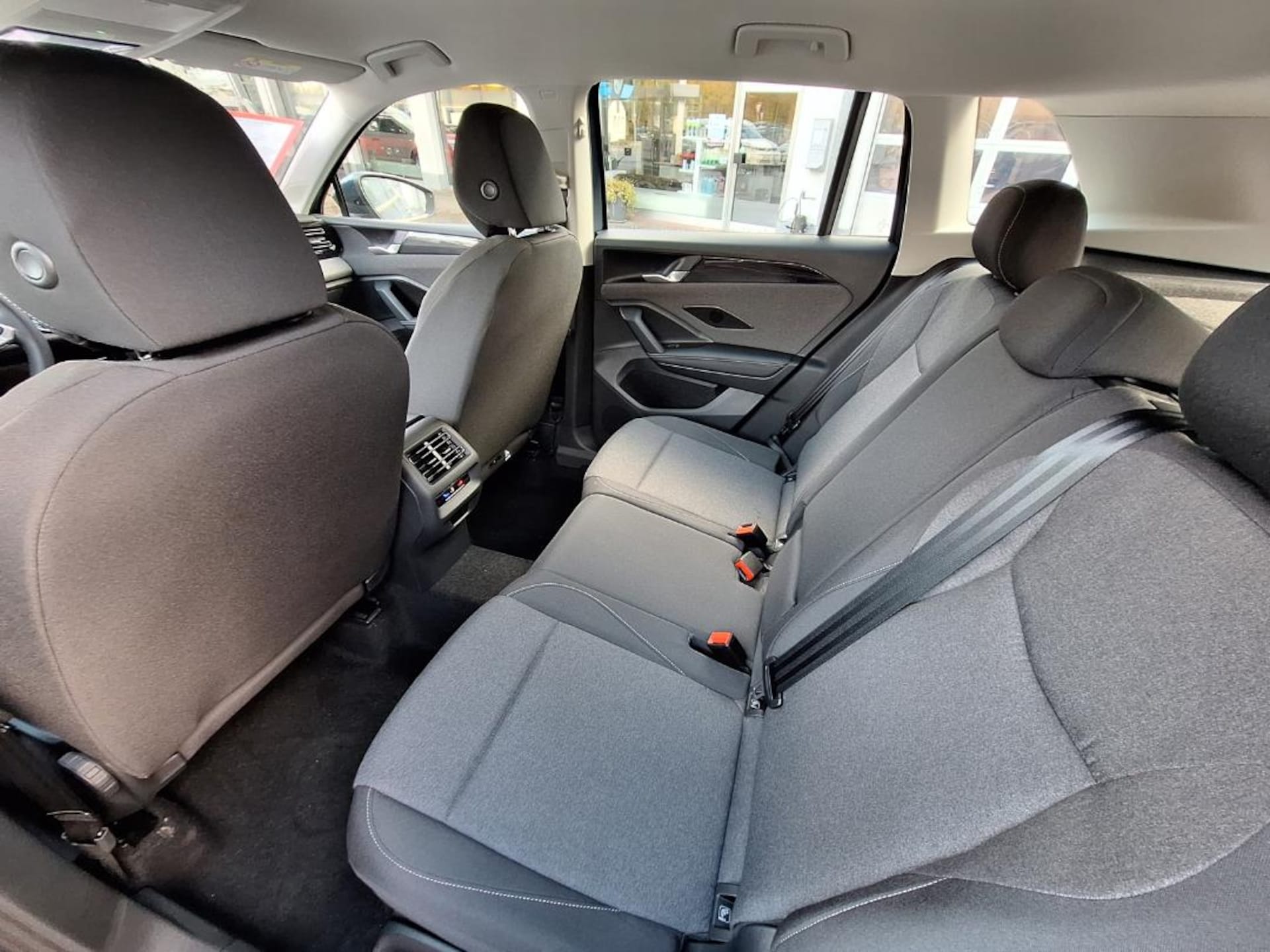 Volkswagen Tiguan Basis-Modell