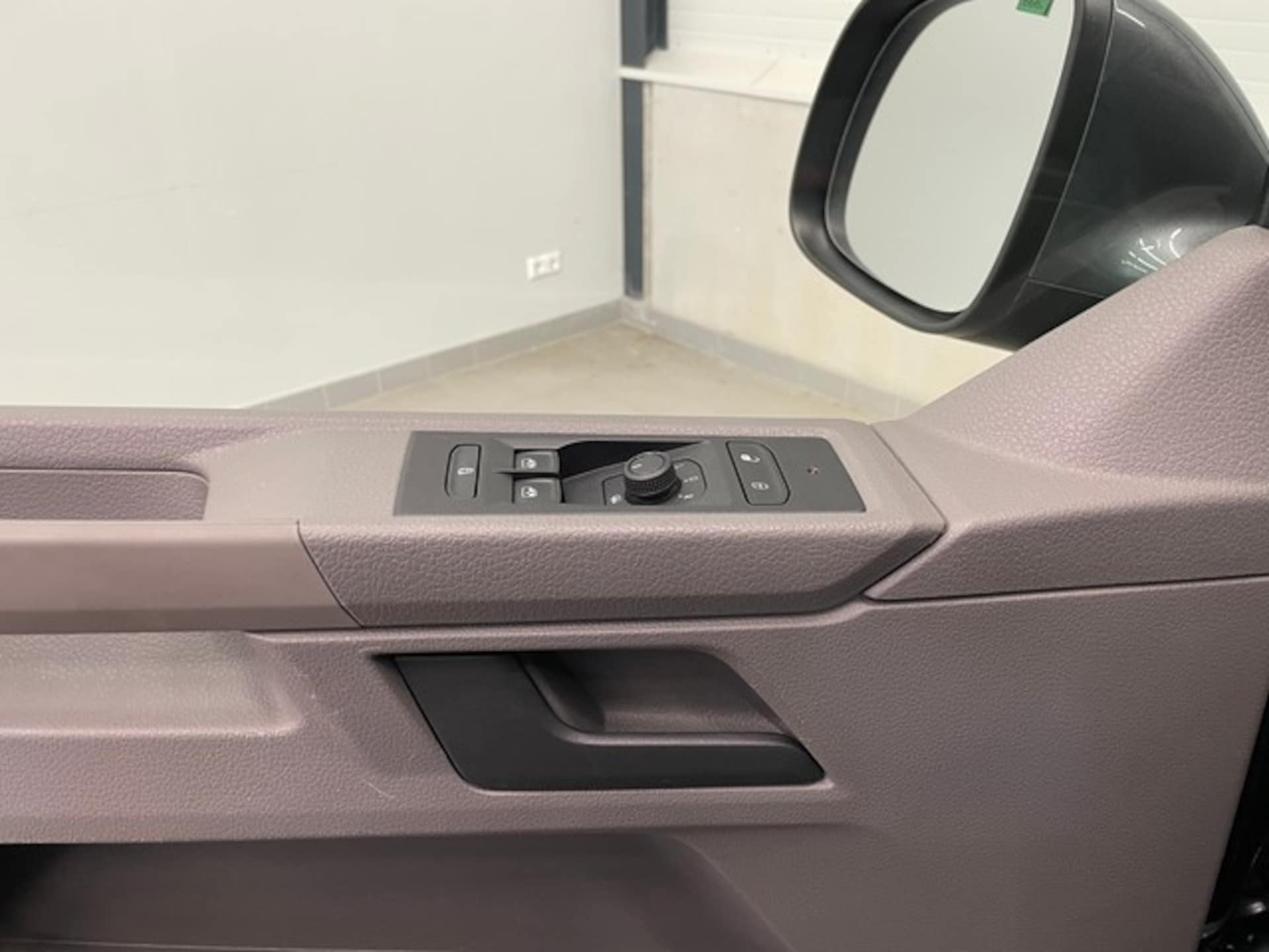 Volkswagen T6.1 California Beach