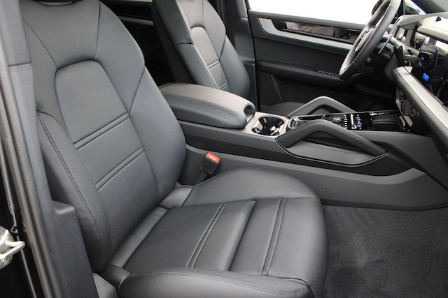 2025 Porsche Cayenne Coup S - Photo 29