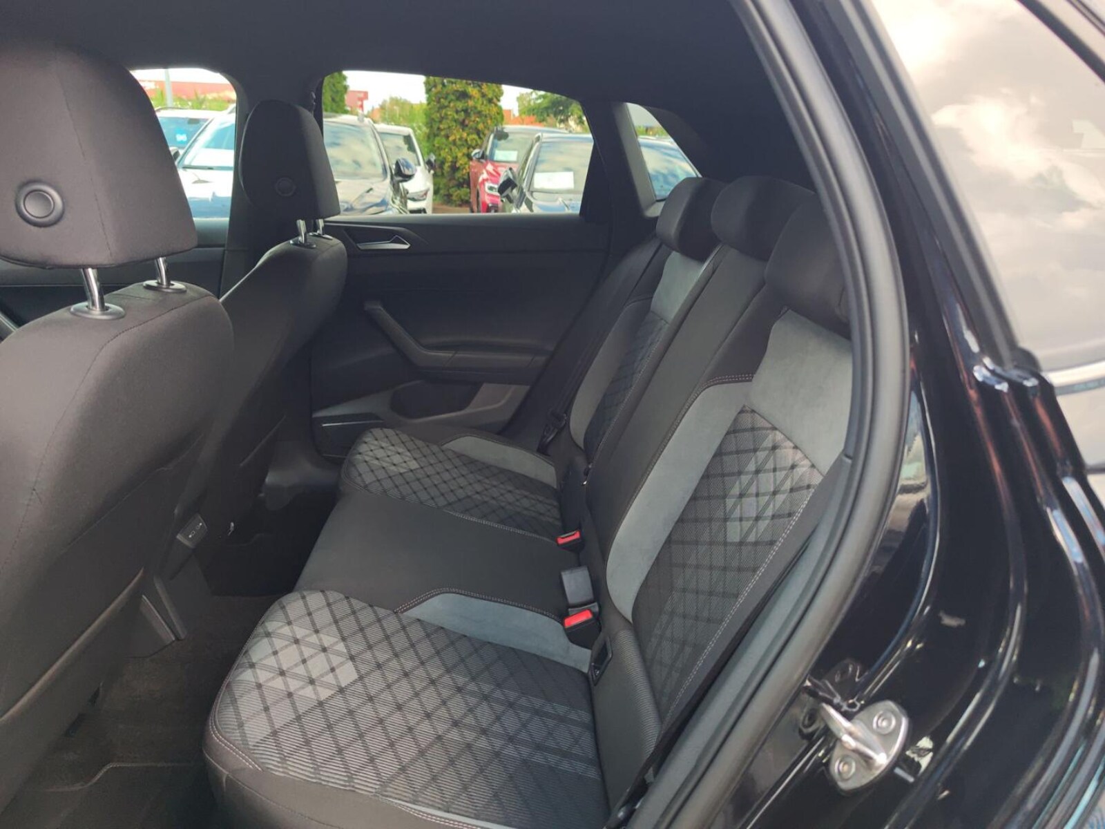 Volkswagen Polo – Bild 8