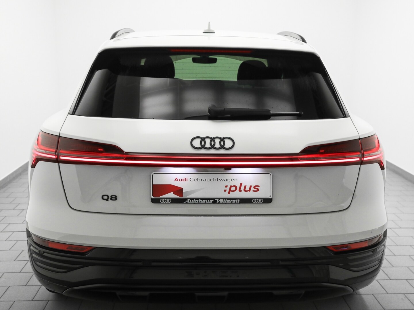 Image about Audi Q8 e-tron advanced 50 e-tron quattro