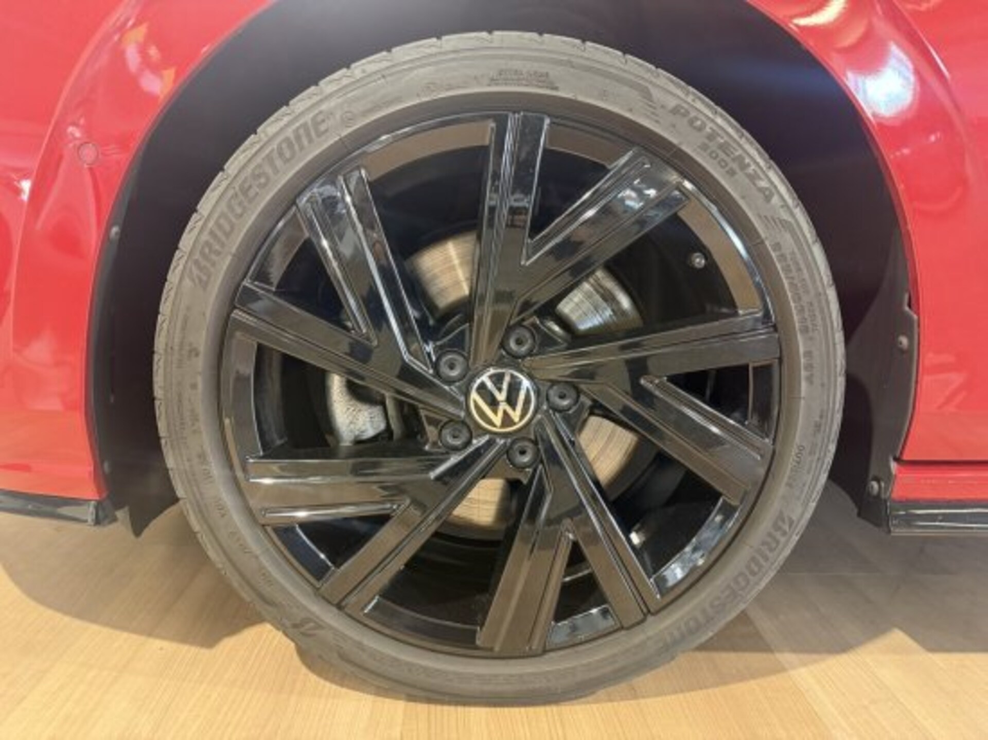 Volkswagen Golf R-Line