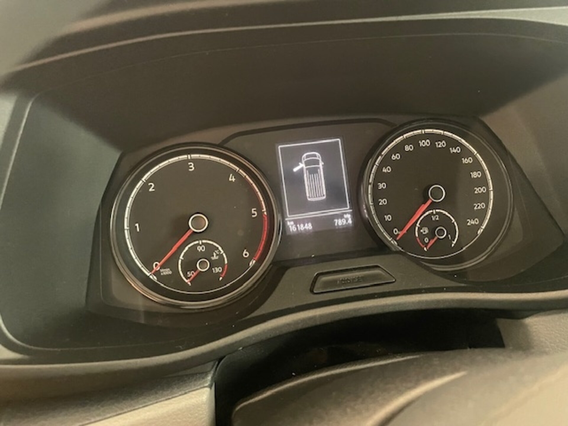 Volkswagen T6.1 Transporter Kombi langer Radstand