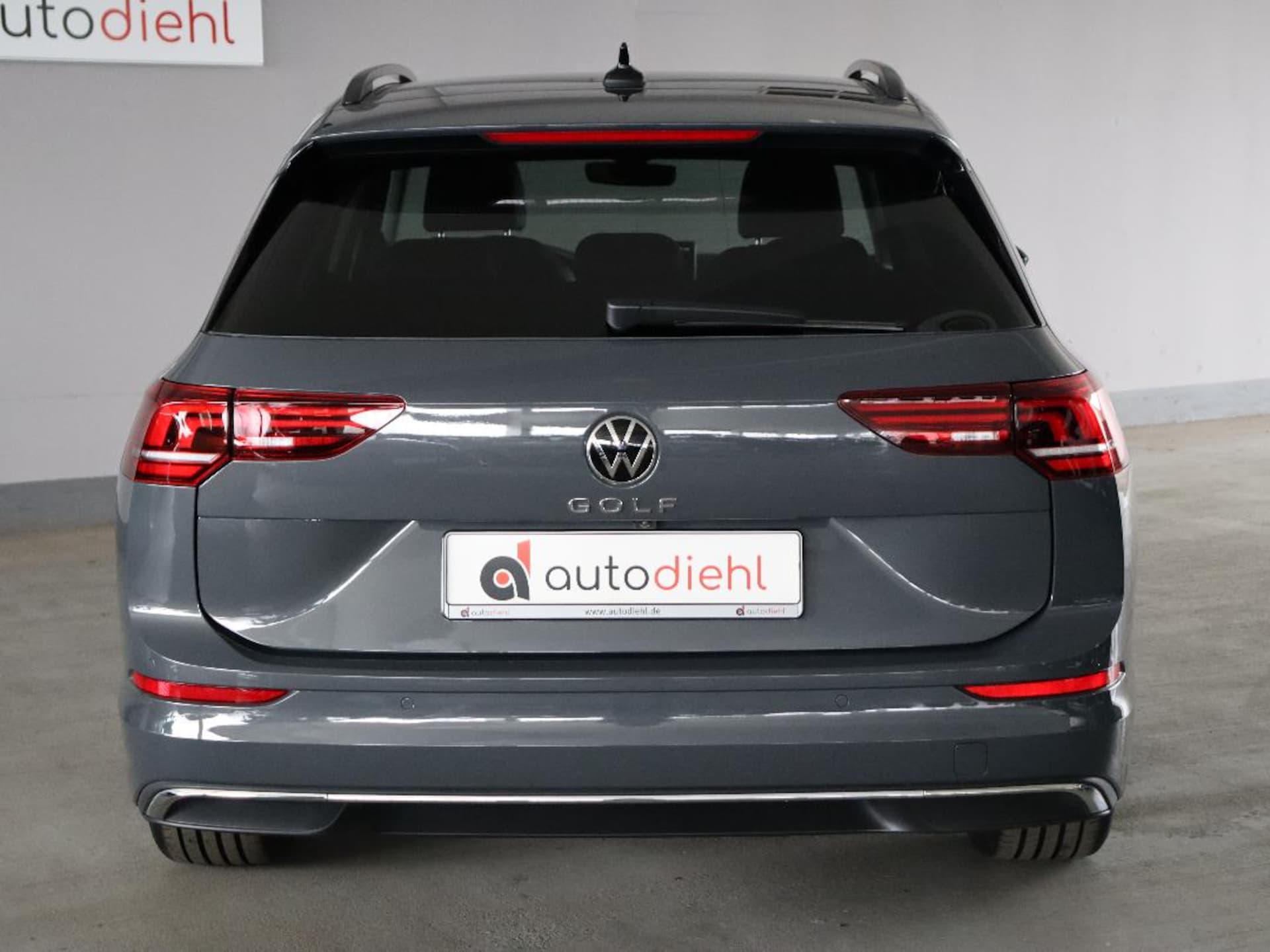 Volkswagen Golf Variant Life