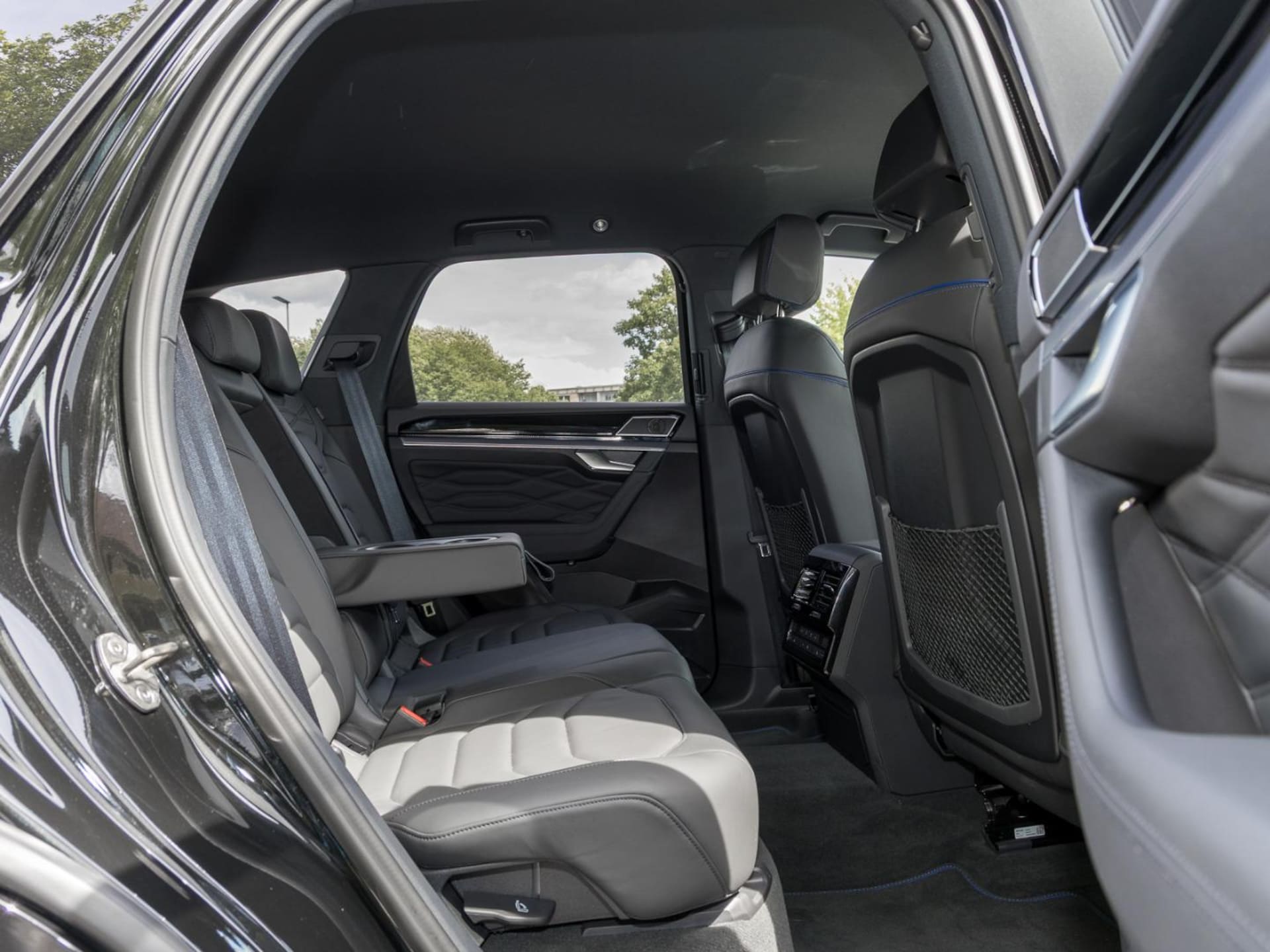Volkswagen Touareg R