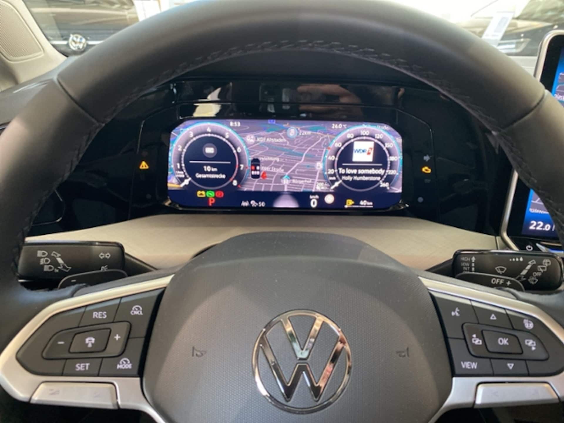 Volkswagen Golf Variant Life