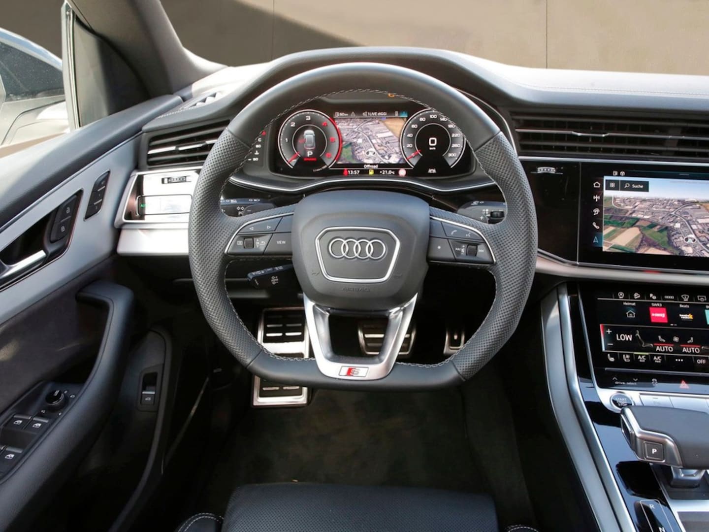 Bild über Audi Q8 SUV 50 TDI quattro tiptronic - für weitere Informationen kontaktieren Sie den Audi Partner