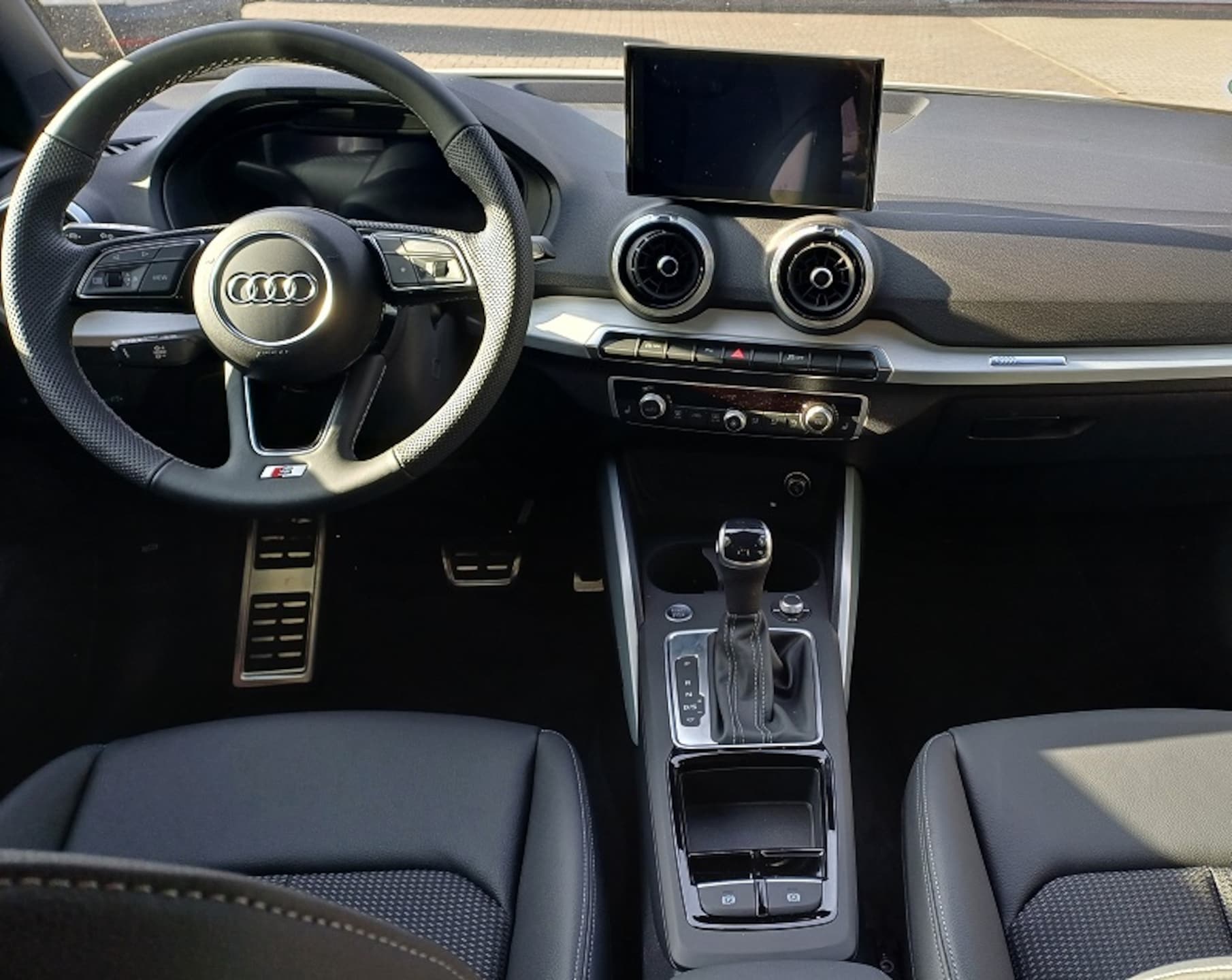 Audi Q2 S line