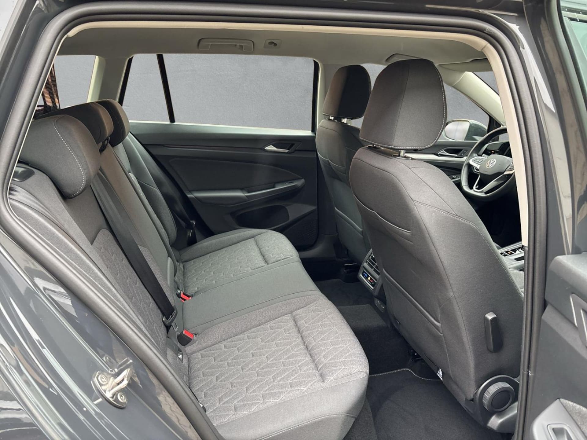 Volkswagen Golf Variant Life