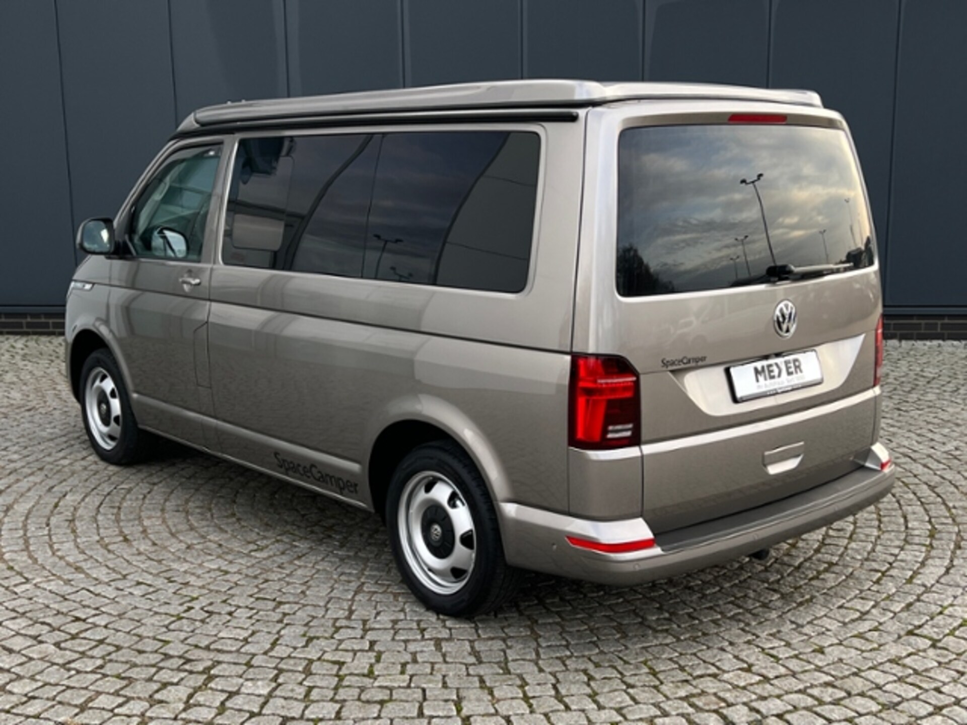 Volkswagen T6.1 Caravelle kurzer Radstand Comfortline