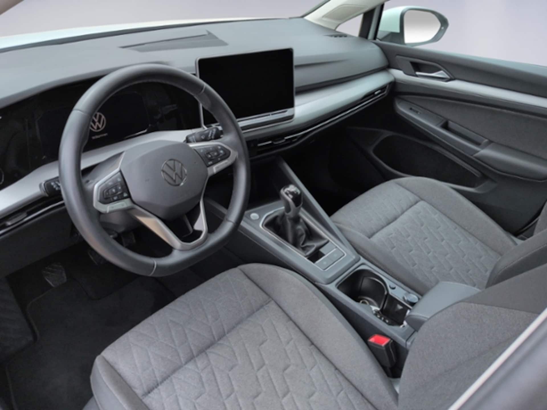 Volkswagen Golf Variant Life