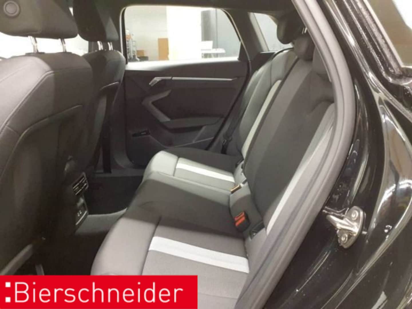 Bild über Audi A3 Sportback TFSI 110 kW S tronic - für weitere Informationen kontaktieren Sie den Audi Partner