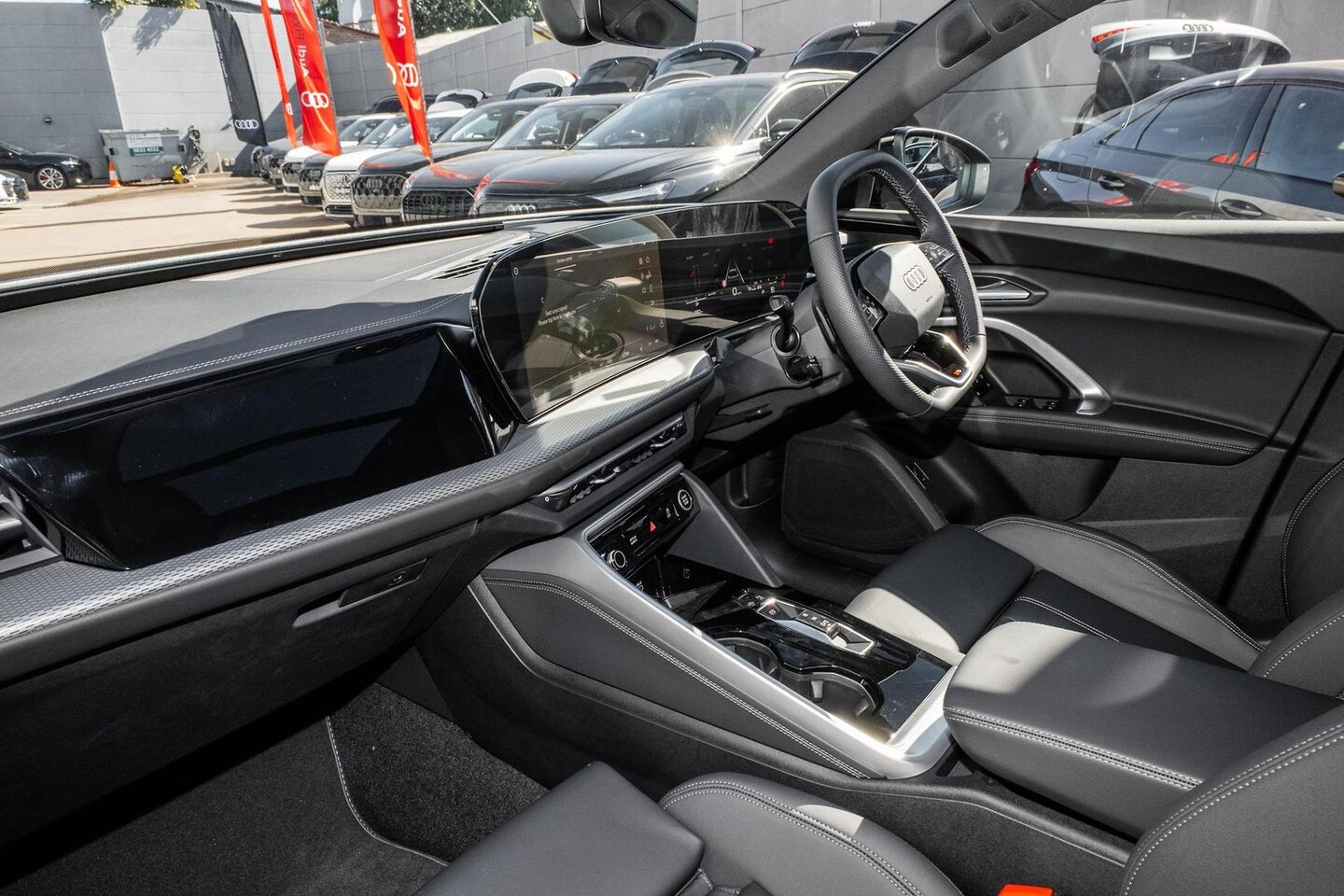 Image about Audi Q5 SUV TDI quattro 150 kW sport