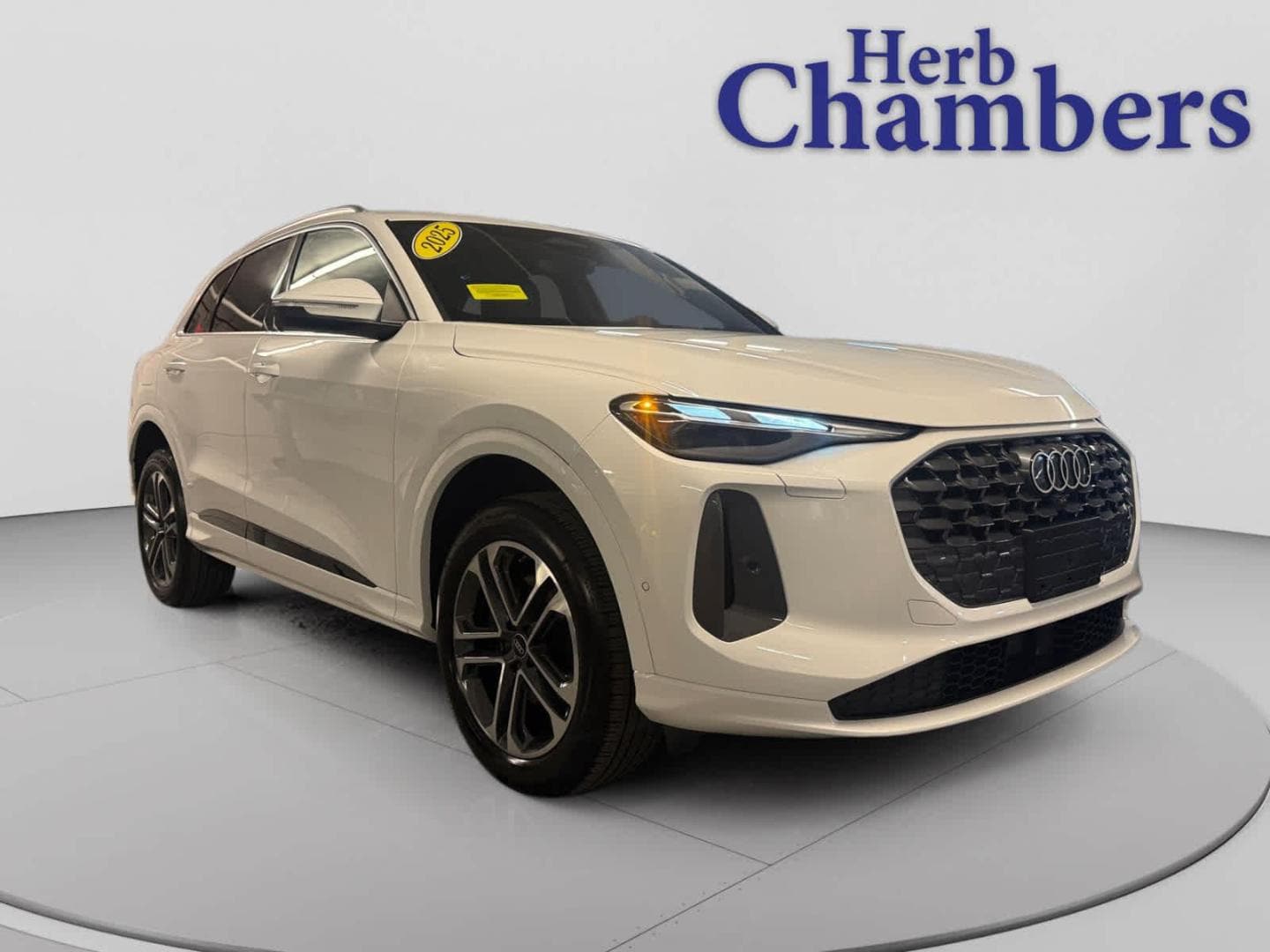 2025 Audi Q5 Premium quattro's photo